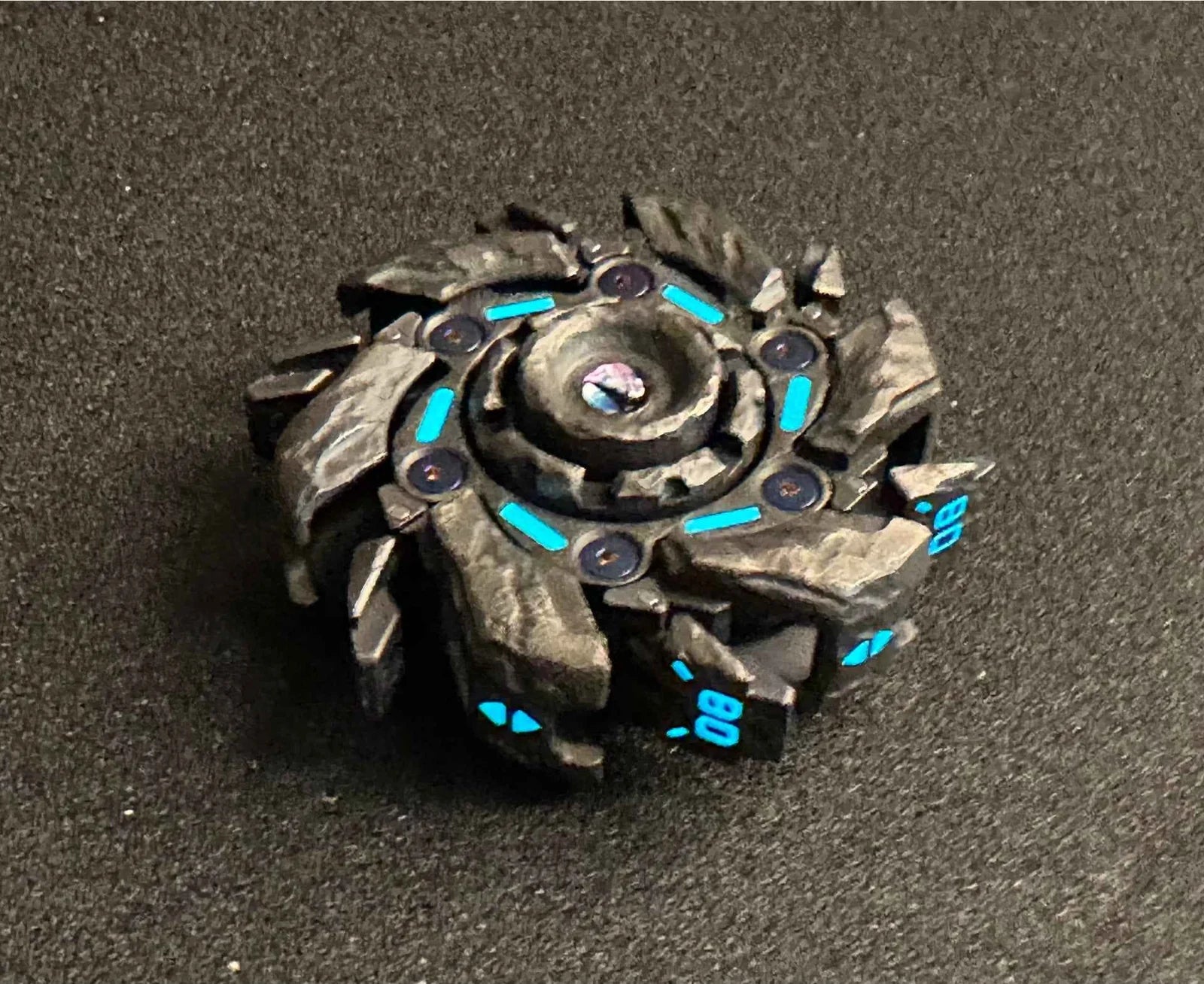 Mecha Spinner Toy