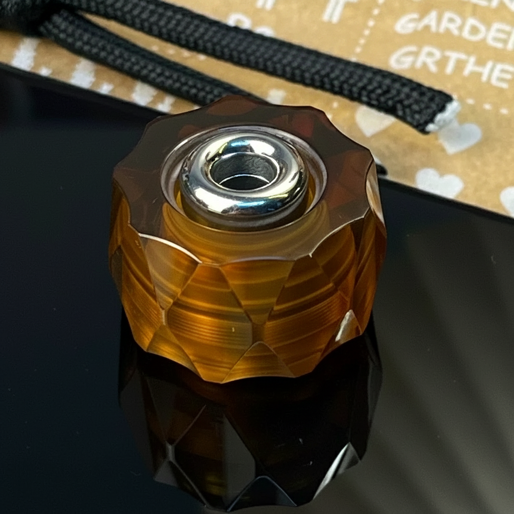 Quantum Orbital Pendant Spinner