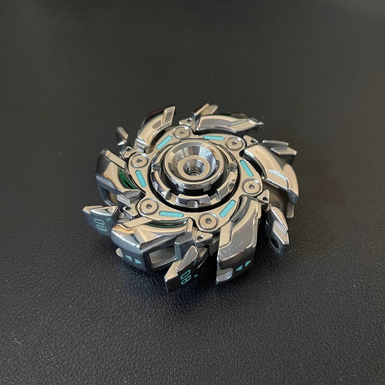 Mecha Spinner Toy