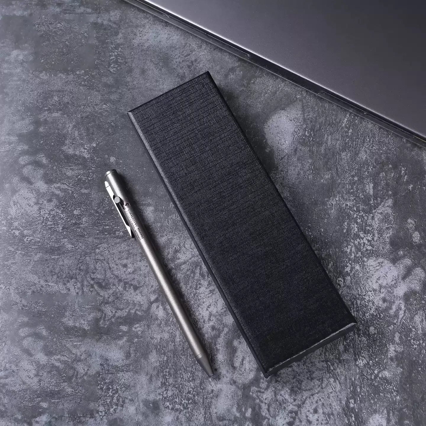 Titanium Bolt Action EDC Pen