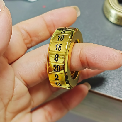 D20 Spinner Ring