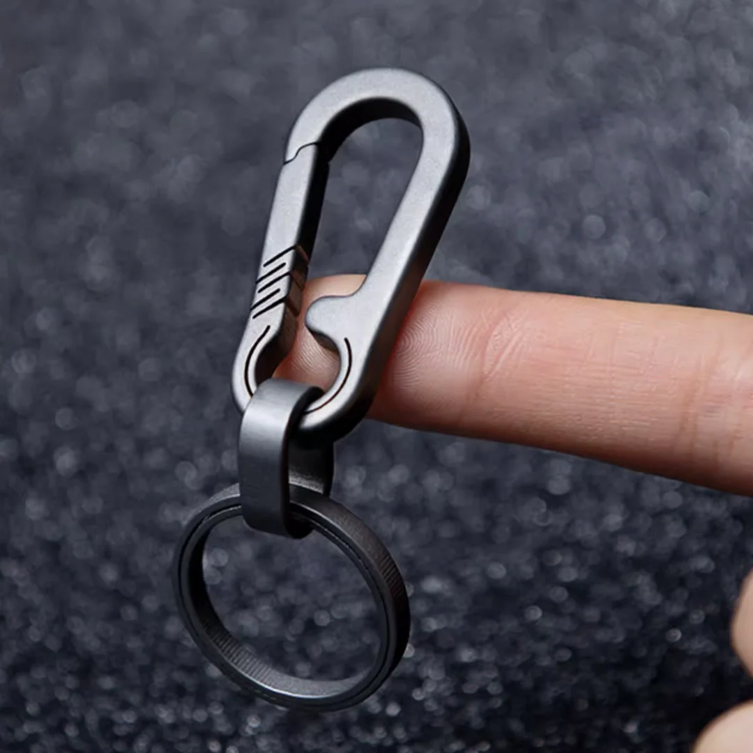 Titanium quick-release keychain