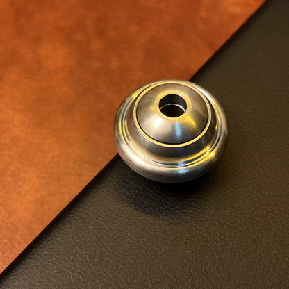 Quantum Orbital Pendant Spinner