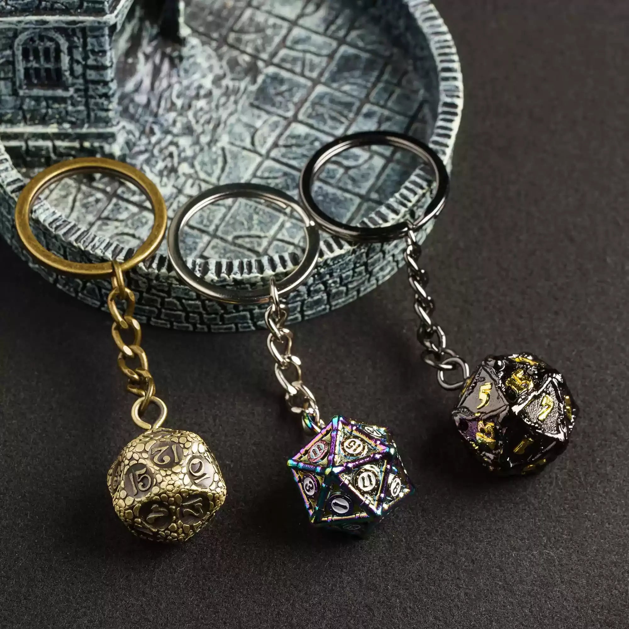 Metal D20 Dice Keychain