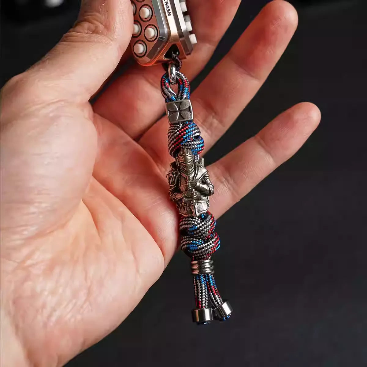 Add-ons:EDC Paracord Lanyard Keychain