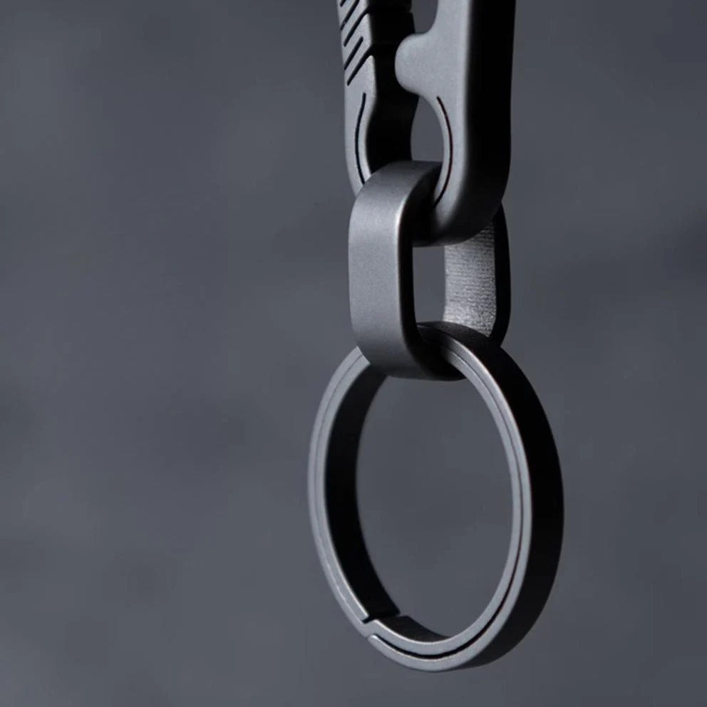 Titanium quick-release keychain